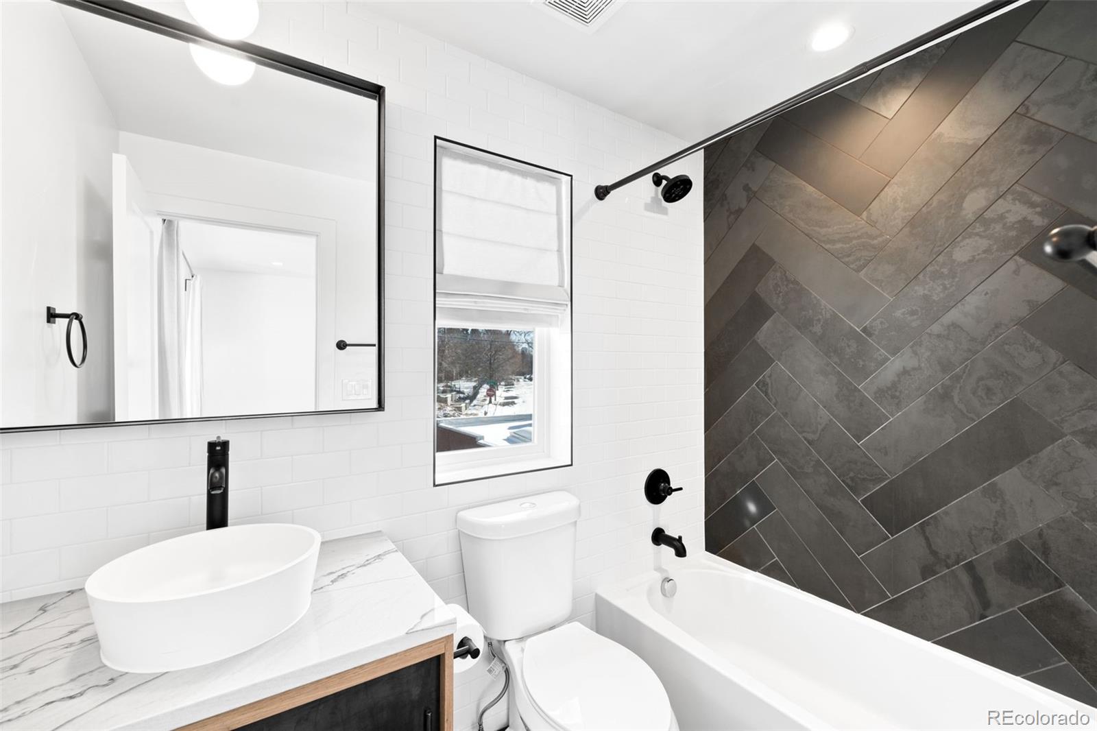 MLS Image #29 for 3307 w 33rd avenue,denver, Colorado