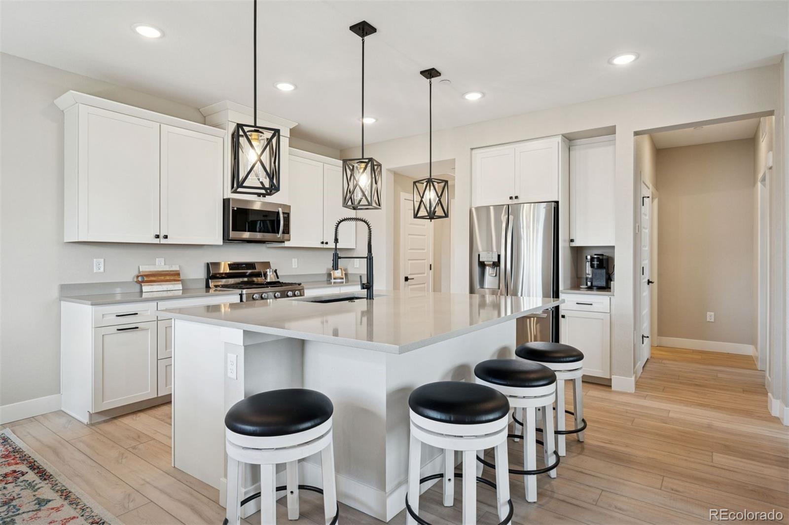 MLS Image #4 for 10062 w victoria place,littleton, Colorado