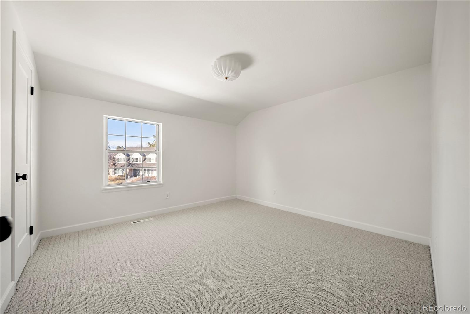 MLS Image #21 for 7154 s newport way,centennial, Colorado