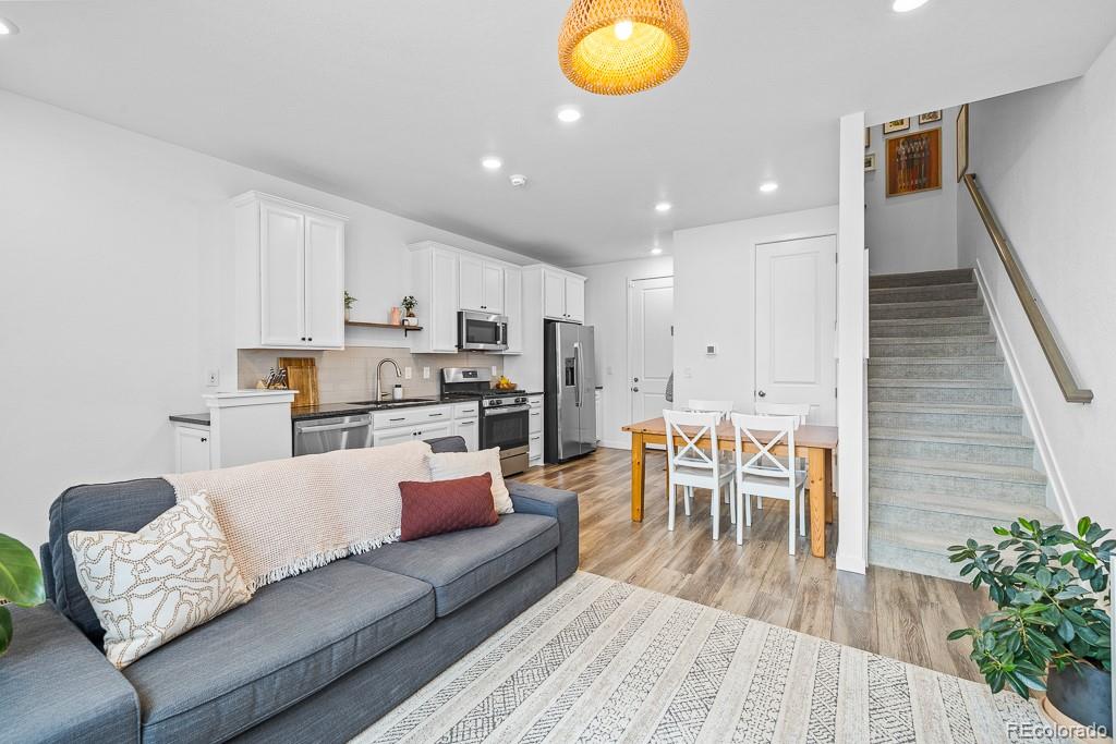 MLS Image #10 for 2044 s upham way,lakewood, Colorado