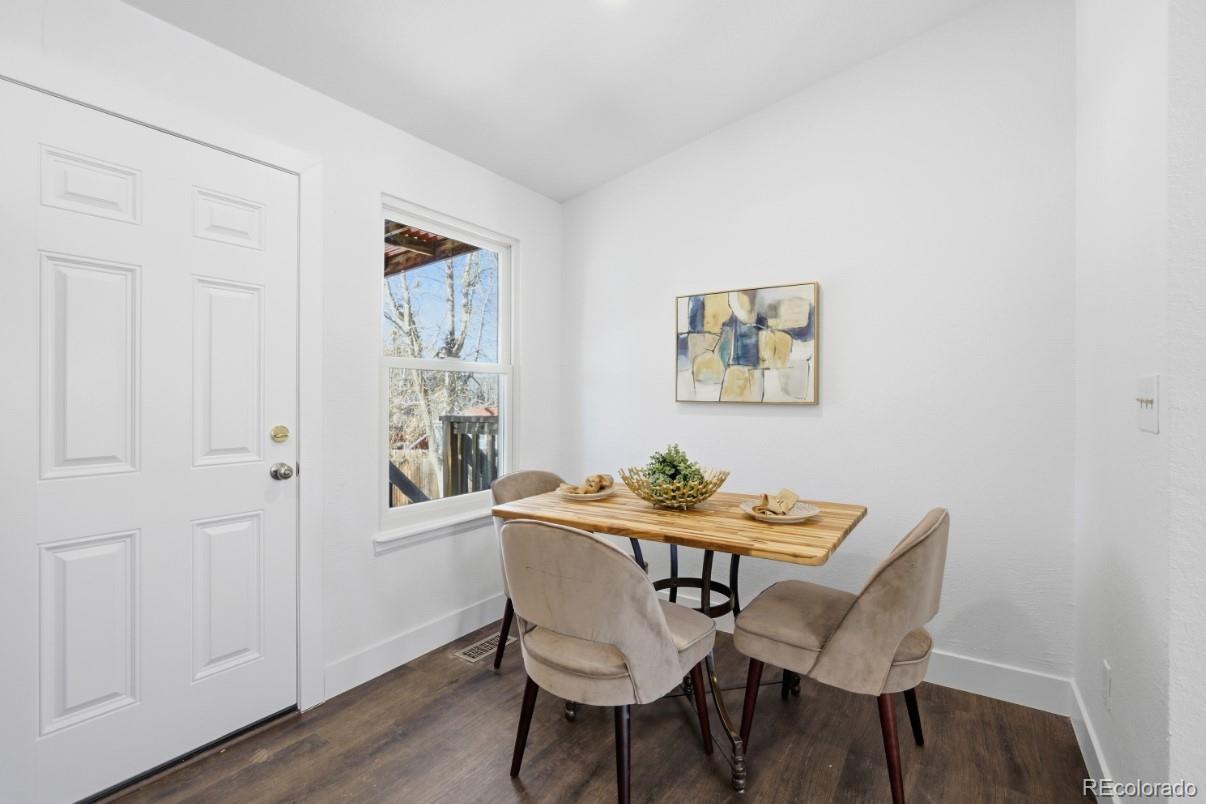 MLS Image #11 for 4295  genoa street,denver, Colorado