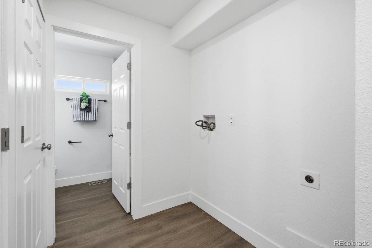 MLS Image #18 for 4295  genoa street,denver, Colorado
