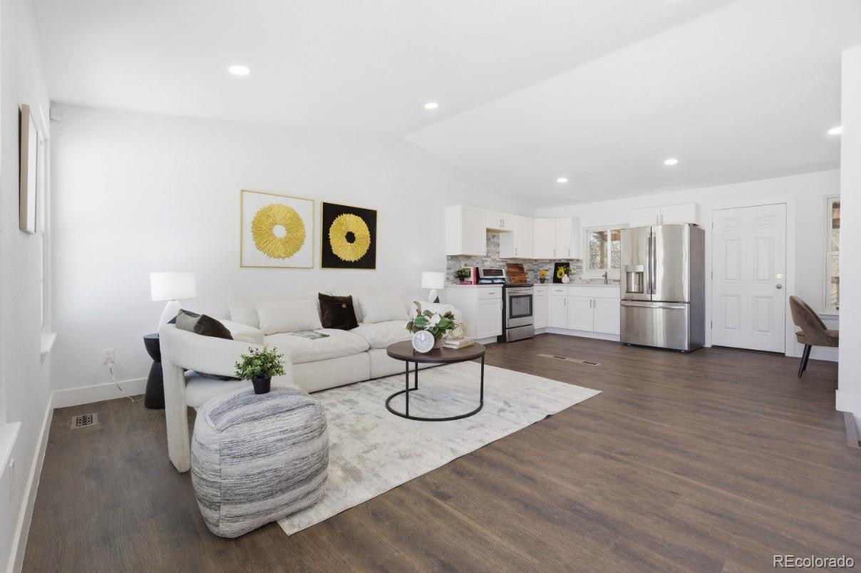 MLS Image #4 for 4295  genoa street,denver, Colorado
