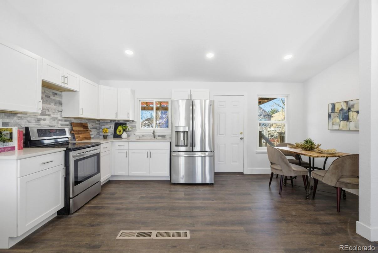 MLS Image #7 for 4295  genoa street,denver, Colorado