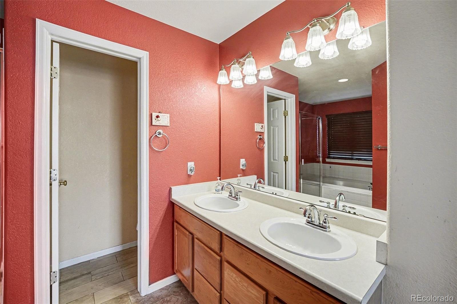 MLS Image #13 for 13322  columbine circle,thornton, Colorado