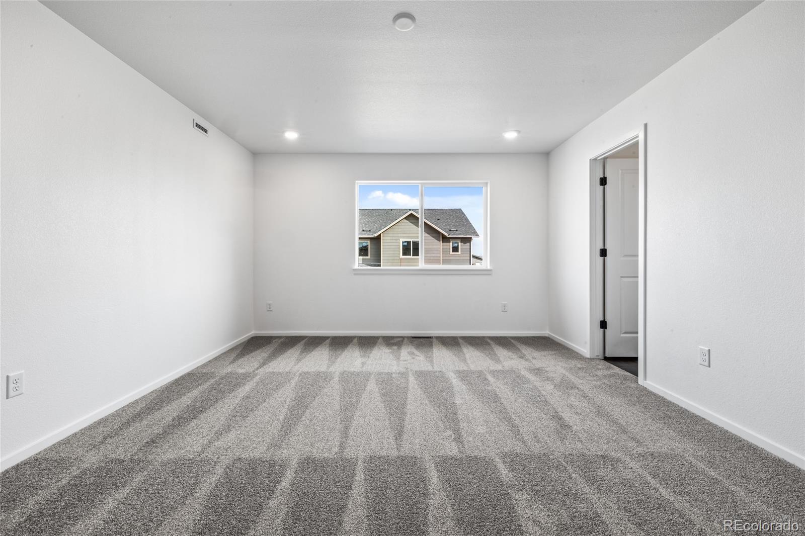 MLS Image #7 for 2182 s irvington street,aurora, Colorado