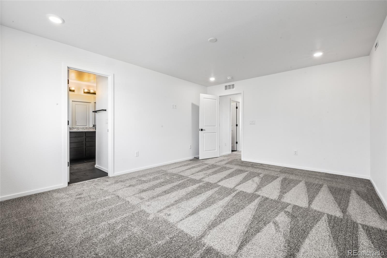 MLS Image #8 for 2182 s irvington street,aurora, Colorado