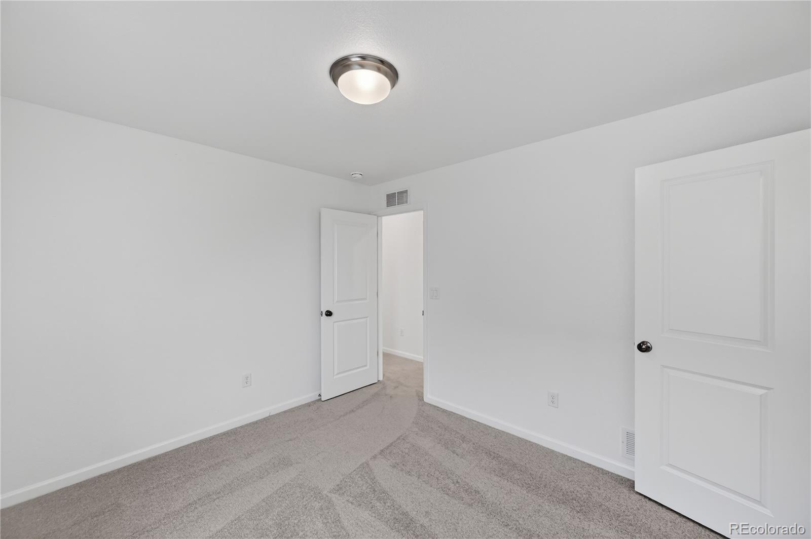 MLS Image #13 for 14841  arbor boulevard,thornton, Colorado