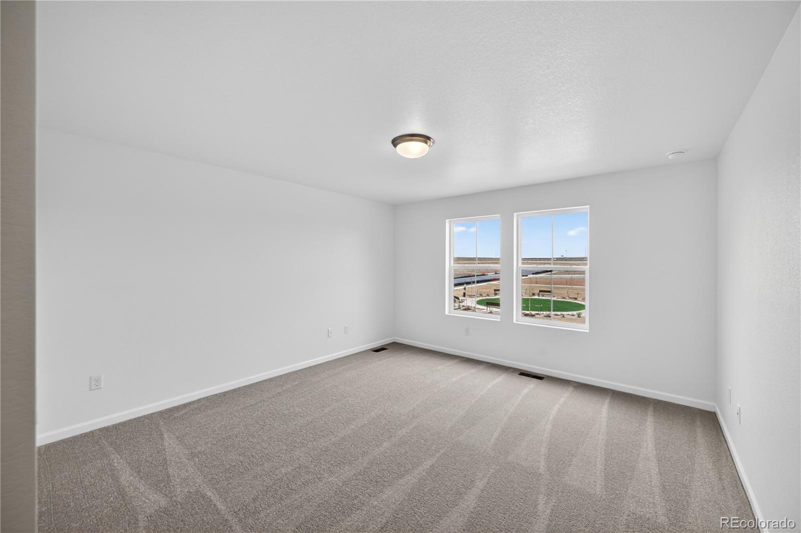 MLS Image #3 for 14841  arbor boulevard,thornton, Colorado