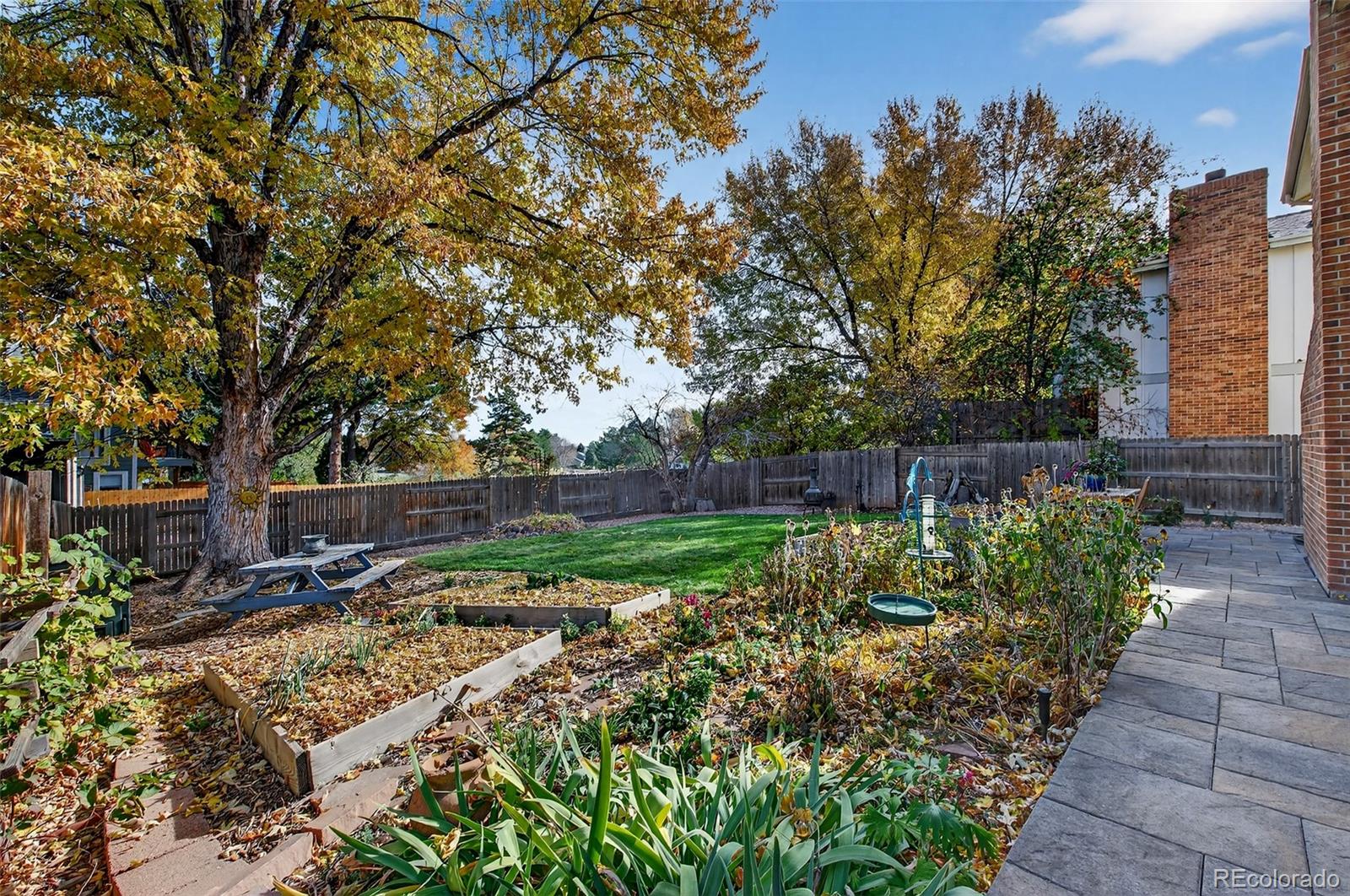 MLS Image #39 for 10885 w half moon pass,littleton, Colorado