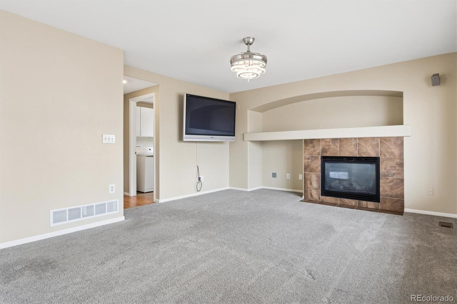 MLS Image #7 for 1549  linden way,erie, Colorado