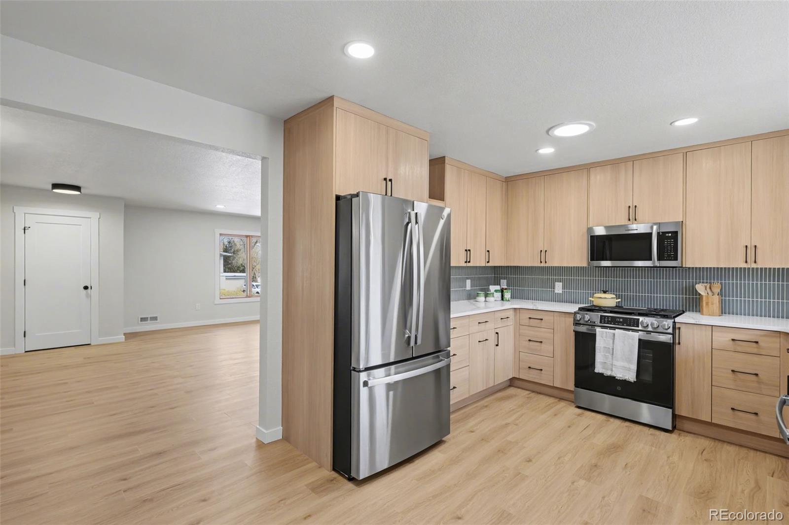 MLS Image #11 for 1214  milky way,colorado springs, Colorado