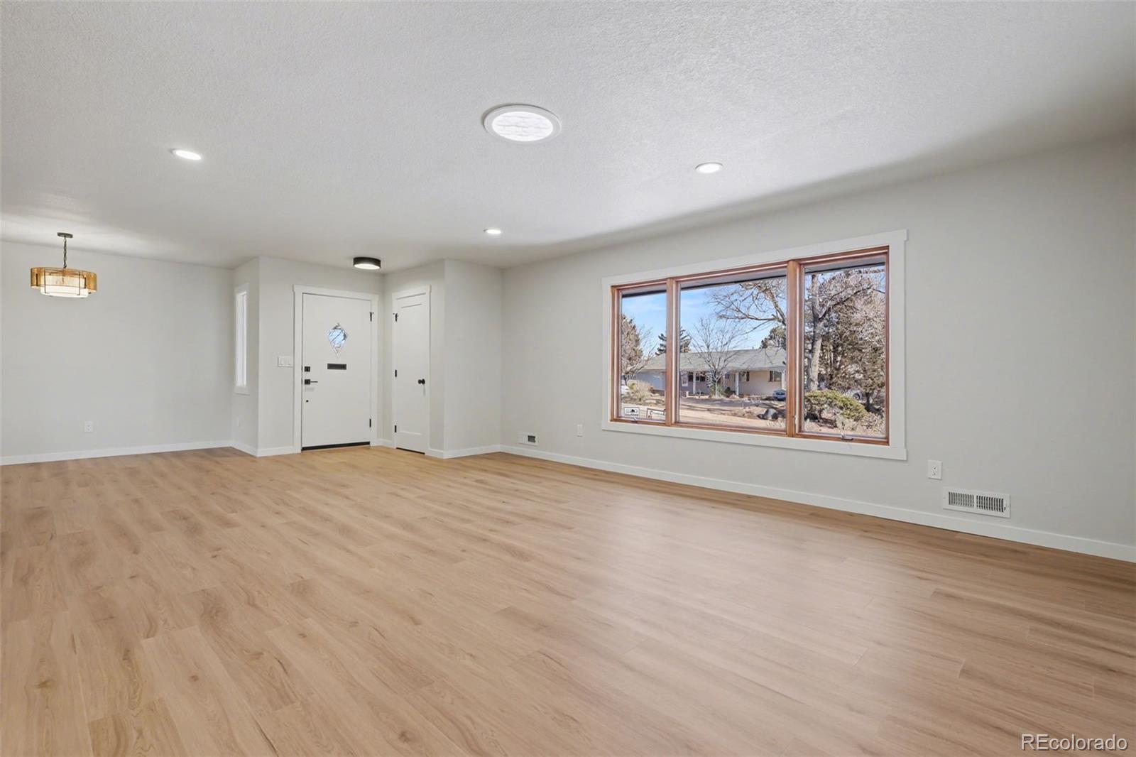 MLS Image #4 for 1214  milky way,colorado springs, Colorado