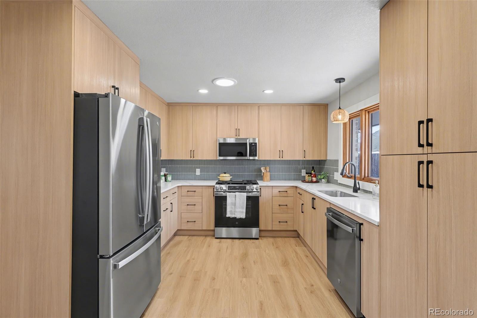 MLS Image #8 for 1214  milky way,colorado springs, Colorado