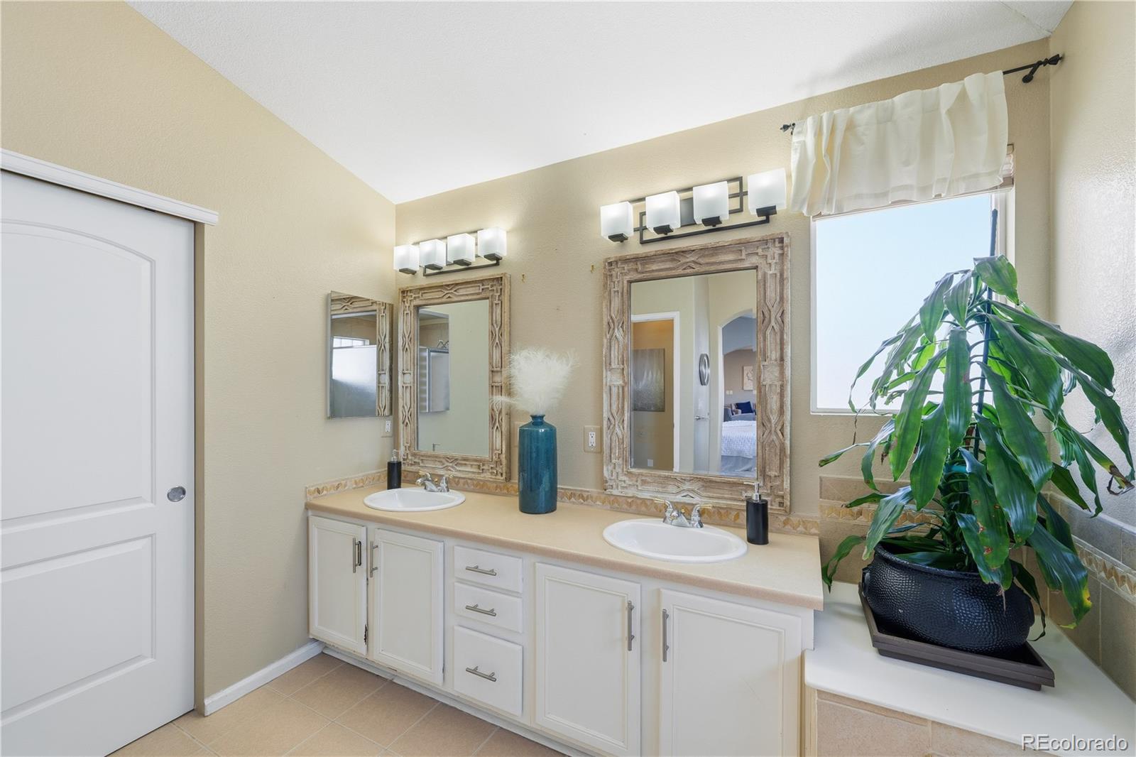 MLS Image #24 for 9645 n crystal lake drive,littleton, Colorado