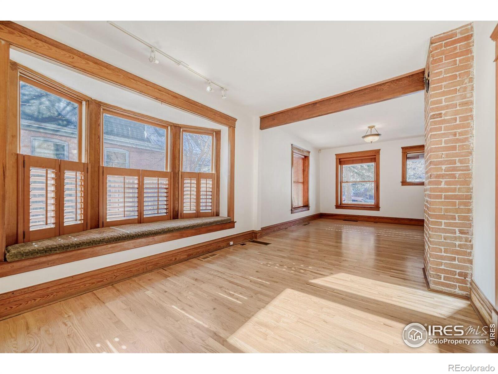 MLS Image #10 for 964  grant place,boulder, Colorado