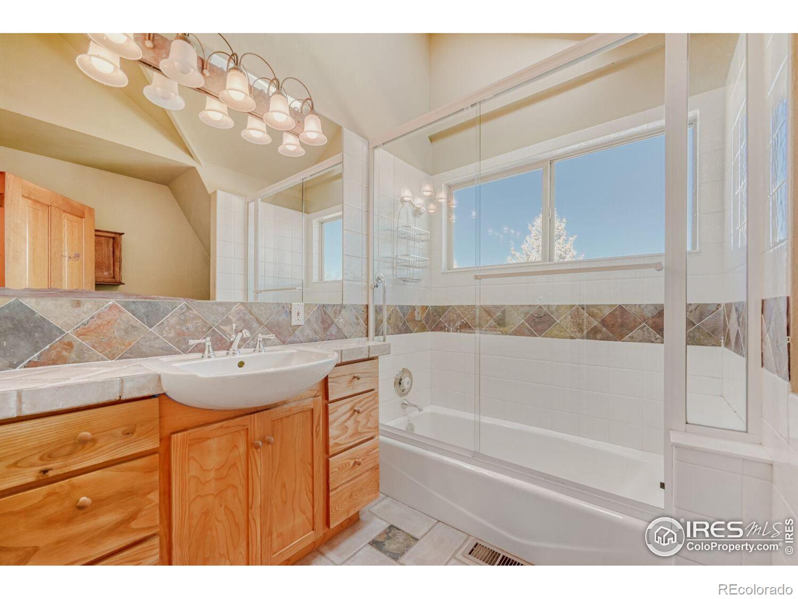 MLS Image #30 for 964  grant place,boulder, Colorado