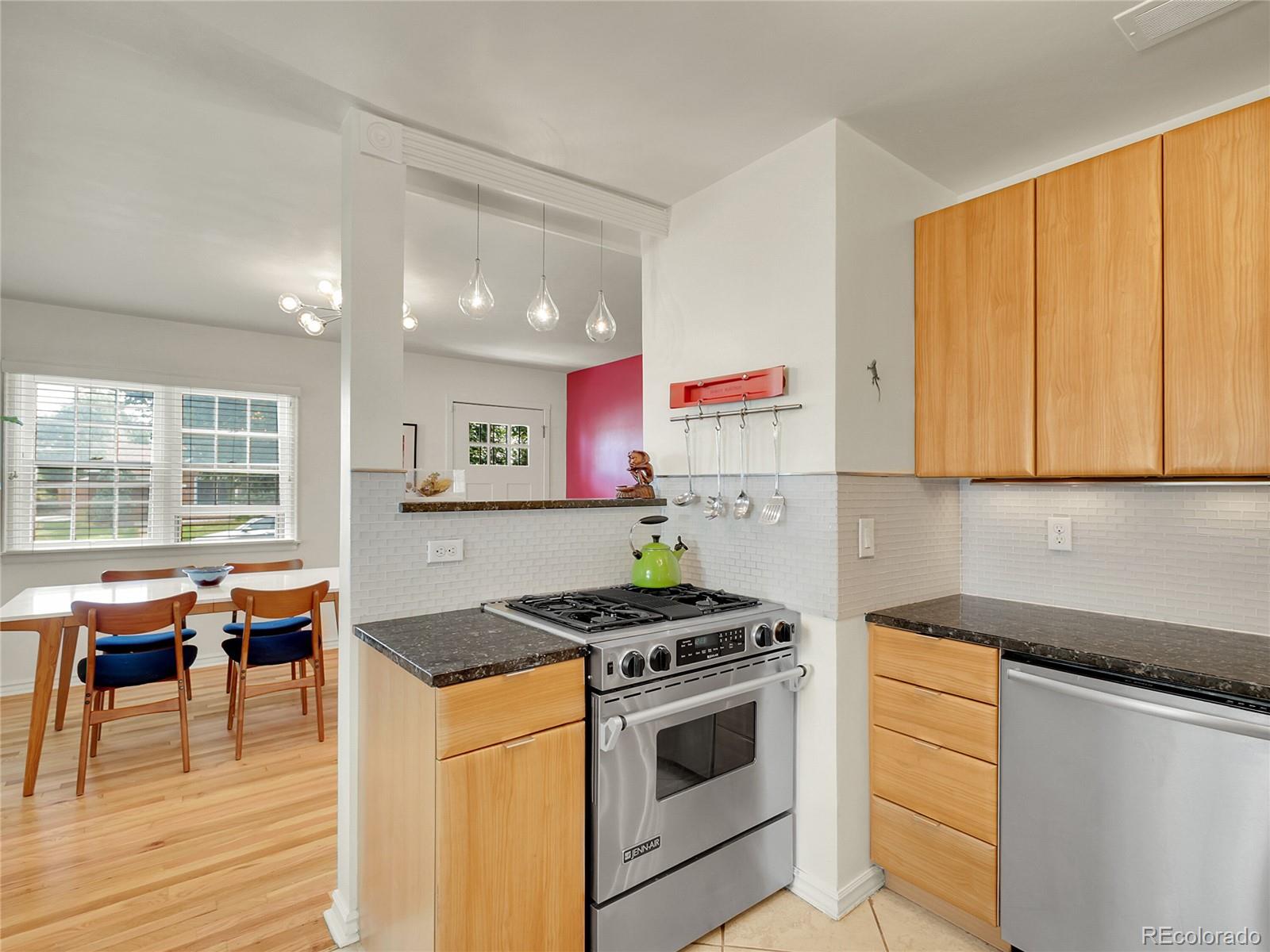 MLS Image #13 for 601 s dale court,denver, Colorado