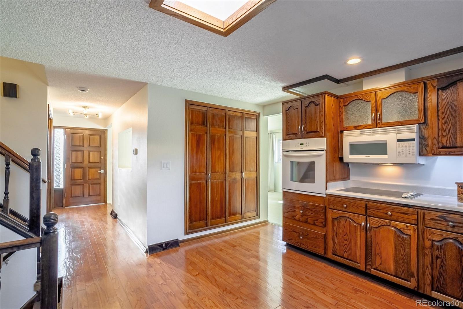 MLS Image #38 for 2388 s garrison court,lakewood, Colorado
