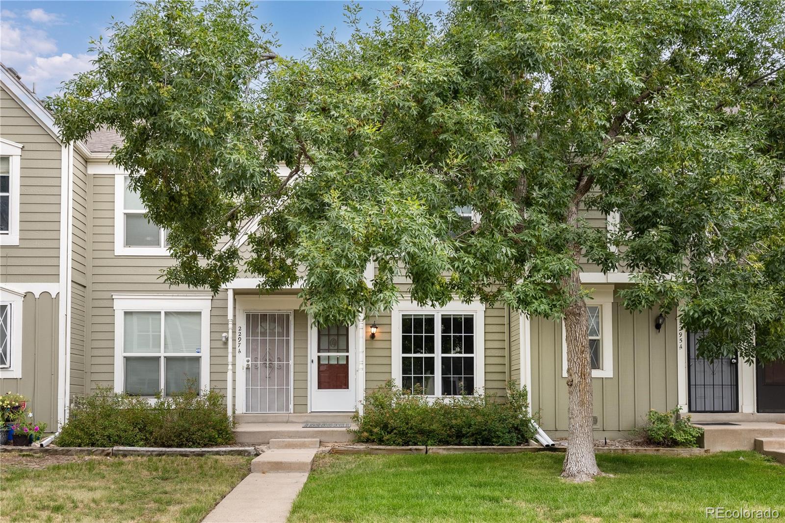 MLS Image #0 for 2297 s jasper way b,aurora, Colorado