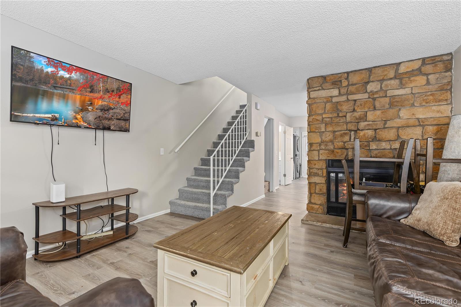 MLS Image #1 for 2297 s jasper way b,aurora, Colorado