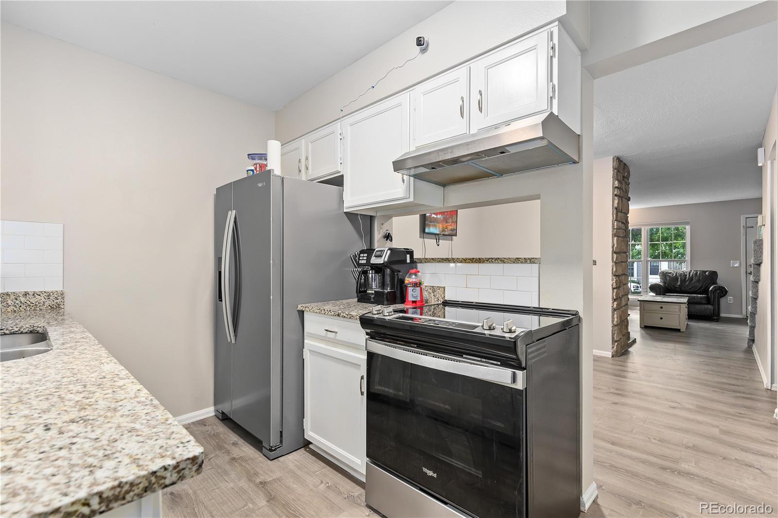 MLS Image #5 for 2297 s jasper way b,aurora, Colorado