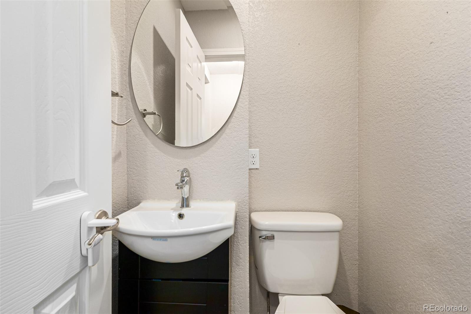 MLS Image #12 for 3649 n high street,denver, Colorado