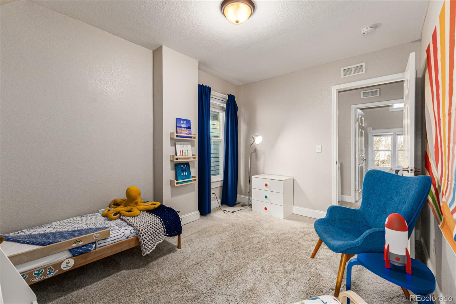 MLS Image #17 for 3649 n high street,denver, Colorado