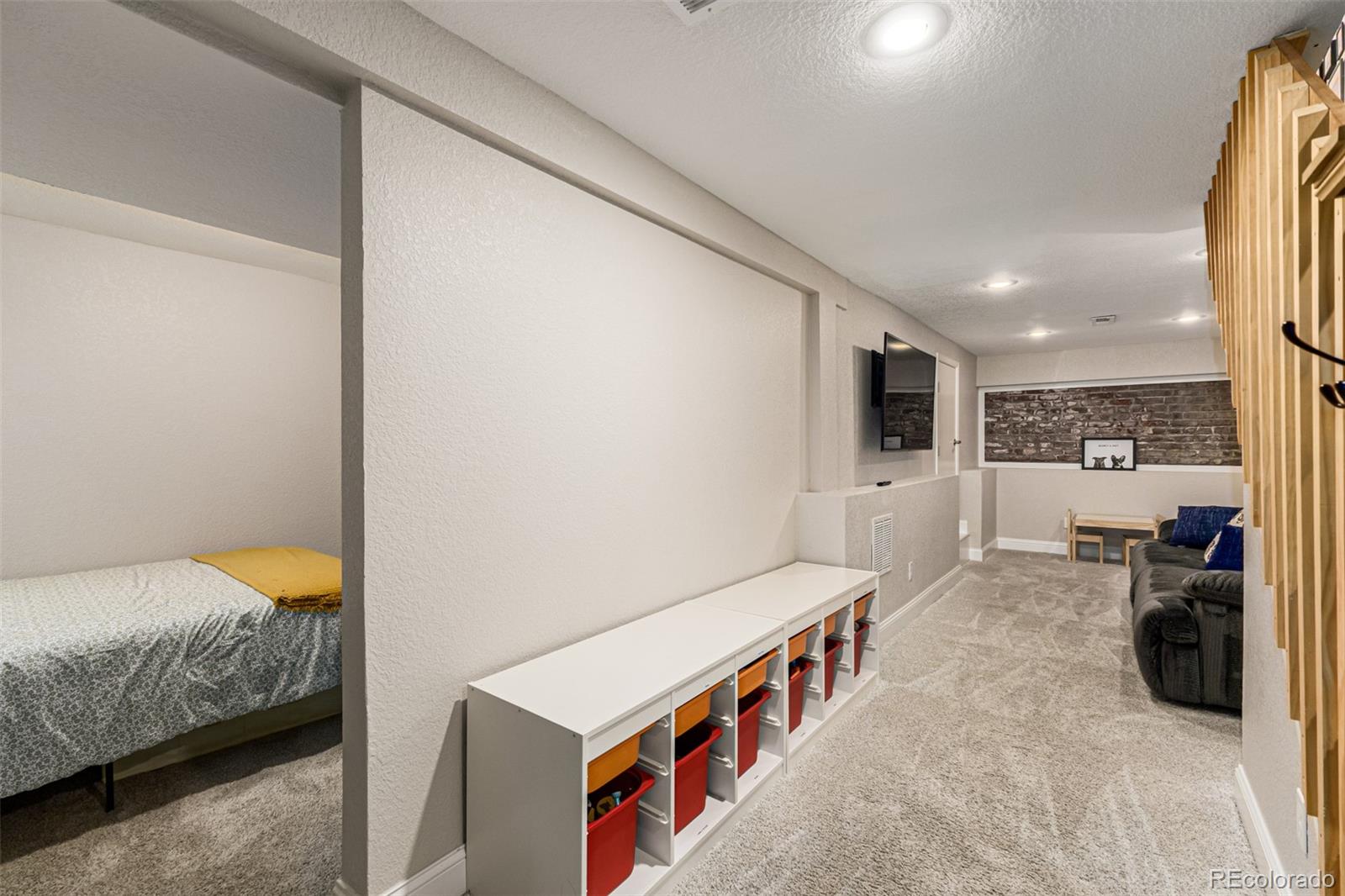 MLS Image #22 for 3649 n high street,denver, Colorado