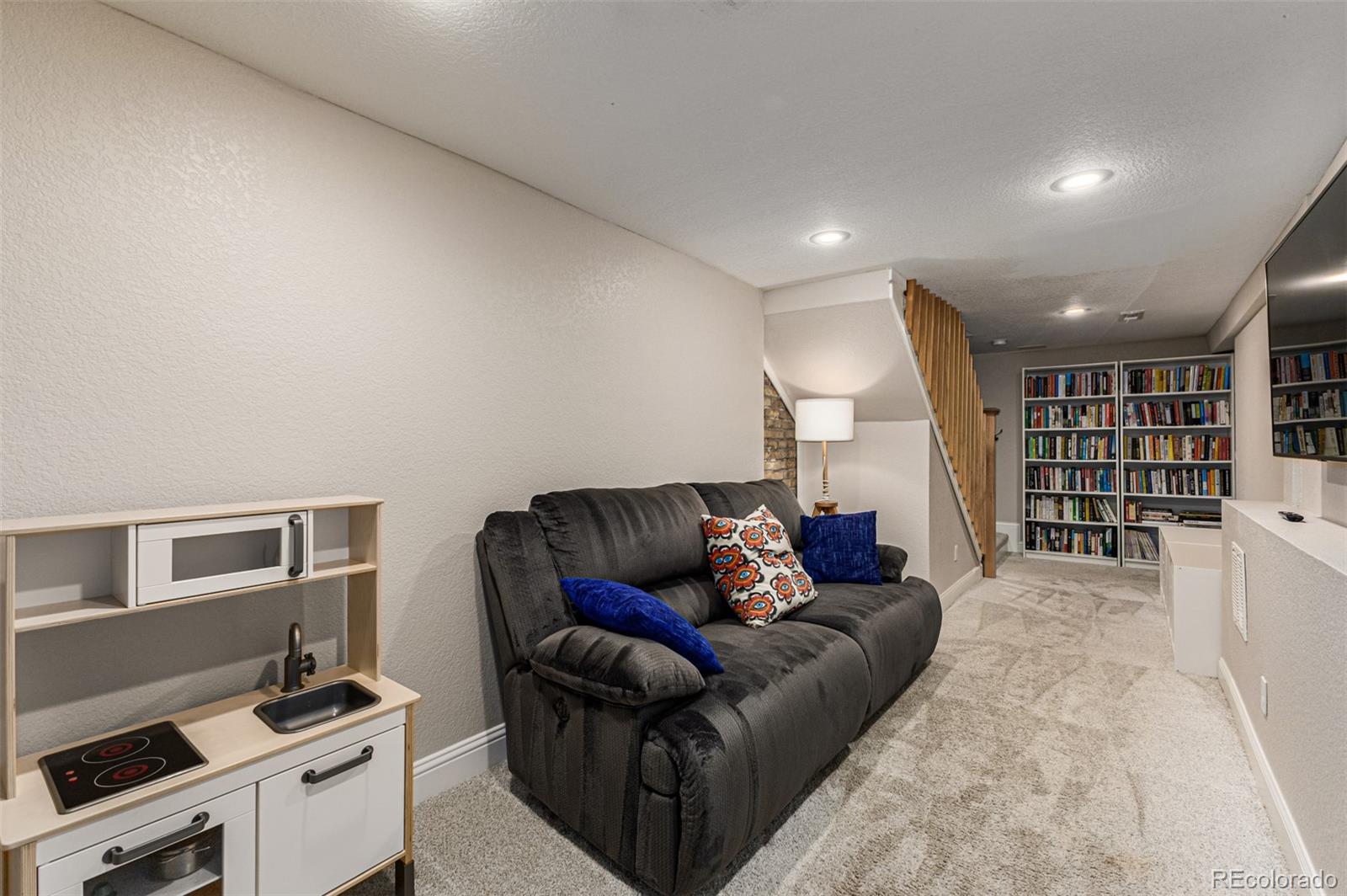 MLS Image #23 for 3649 n high street,denver, Colorado