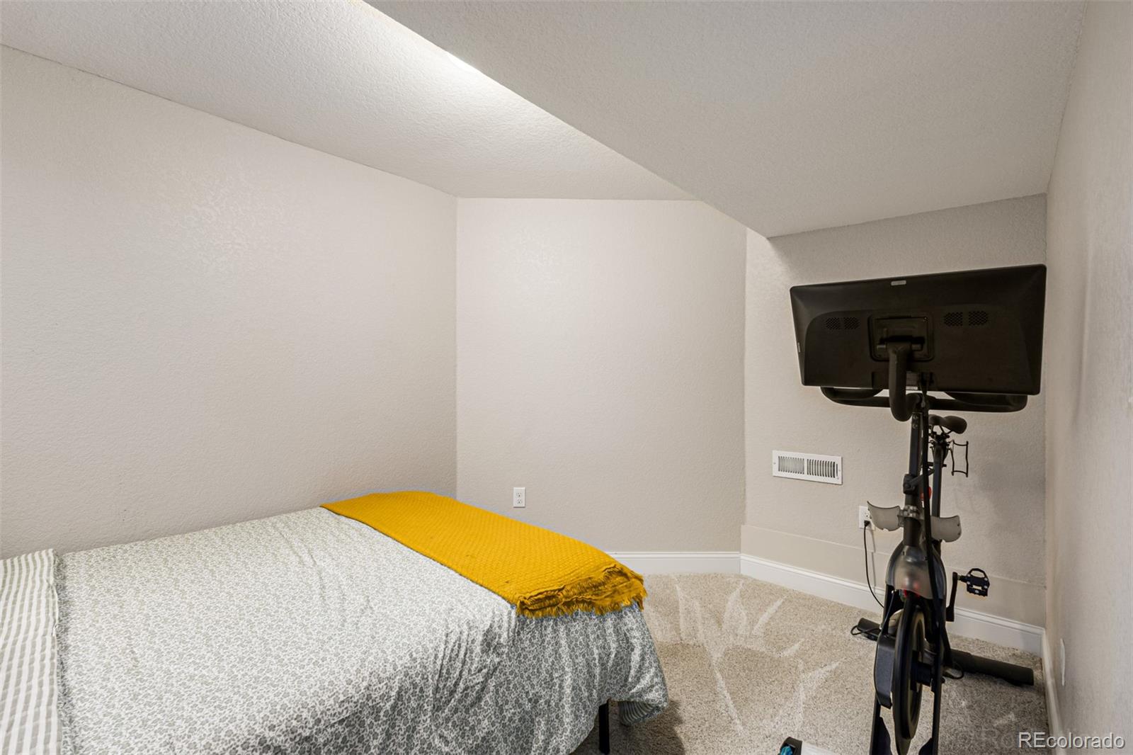 MLS Image #24 for 3649 n high street,denver, Colorado