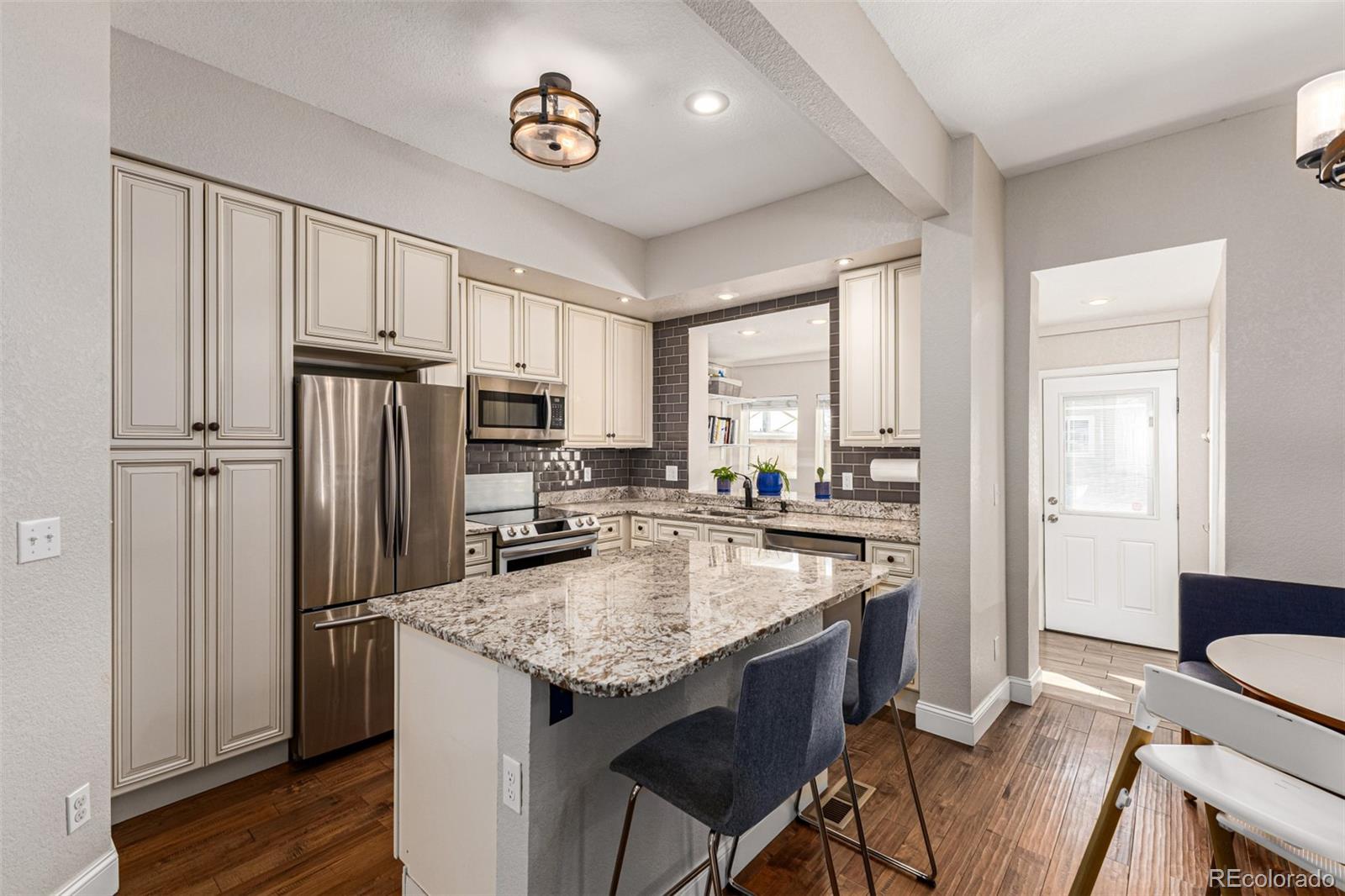MLS Image #7 for 3649 n high street,denver, Colorado