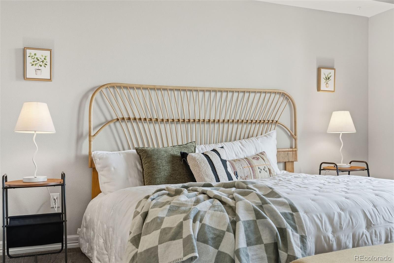 MLS Image #13 for 1705 n gaylord street 207,denver, Colorado