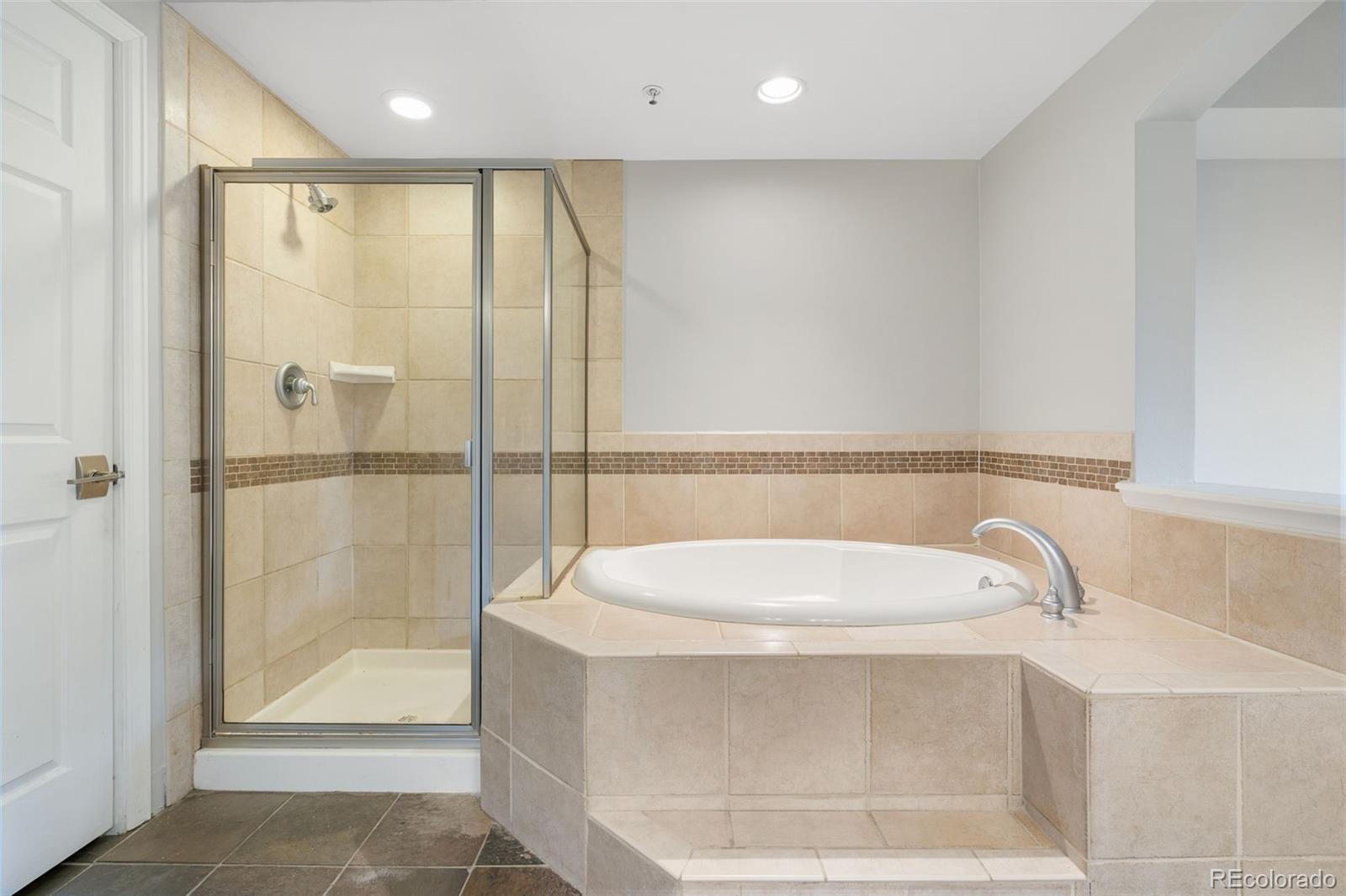 MLS Image #16 for 1705 n gaylord street 207,denver, Colorado