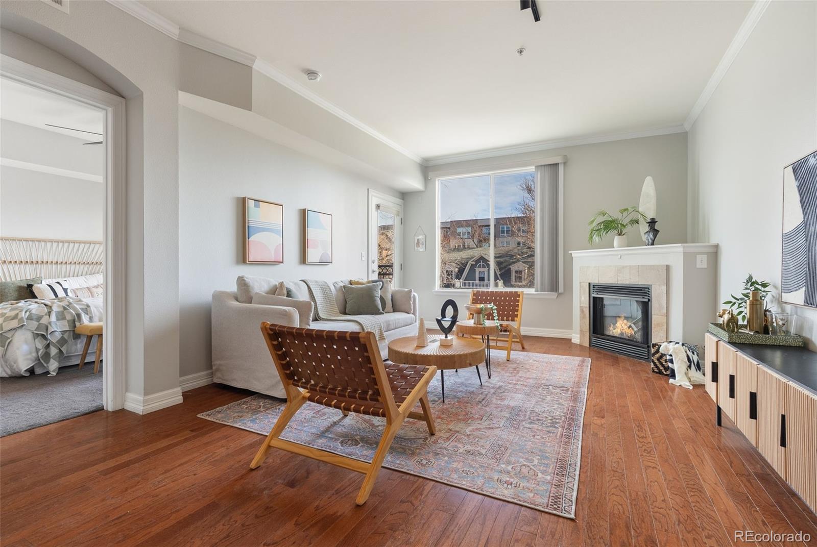 MLS Image #2 for 1705 n gaylord street 207,denver, Colorado