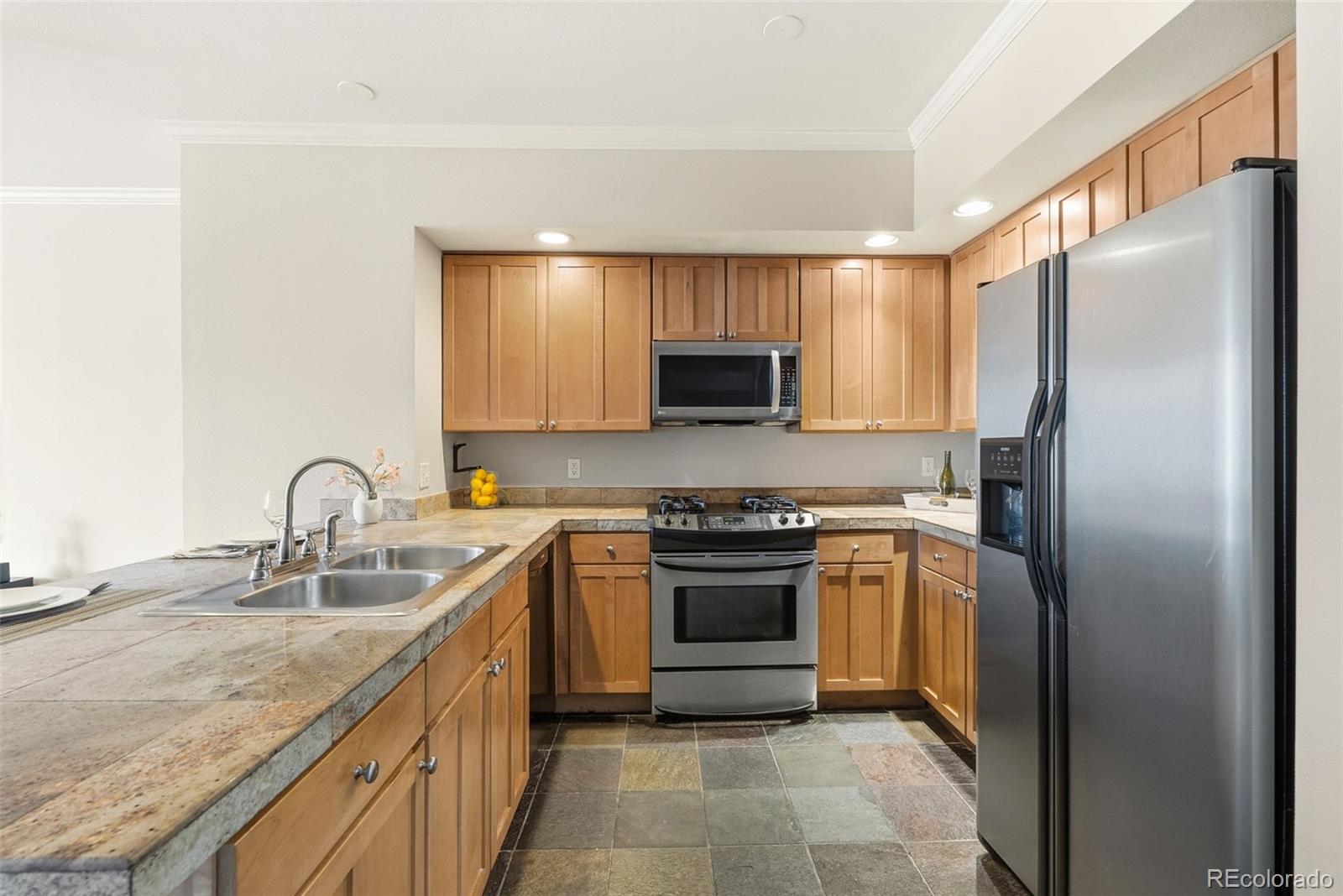 MLS Image #7 for 1705 n gaylord street 207,denver, Colorado