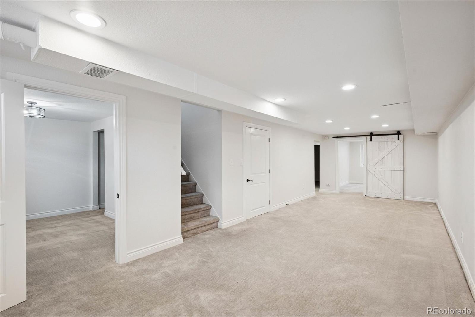 MLS Image #12 for 2820 s holly place,denver, Colorado