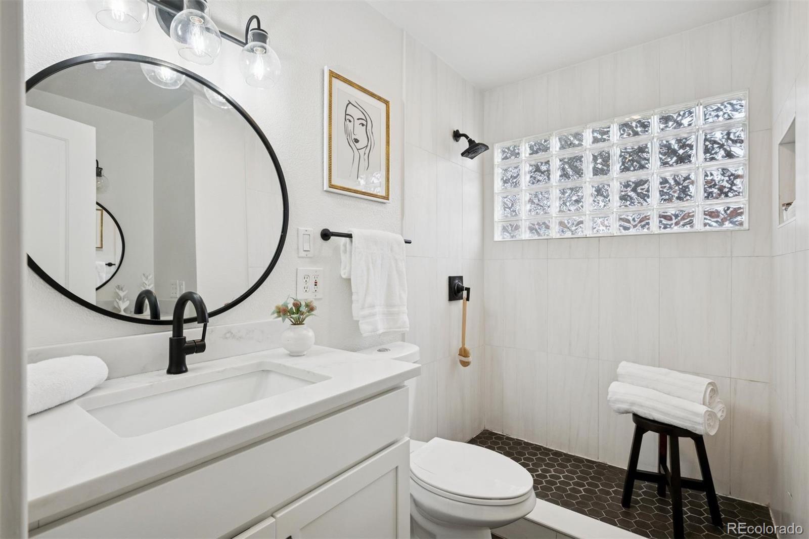MLS Image #9 for 2820 s holly place,denver, Colorado