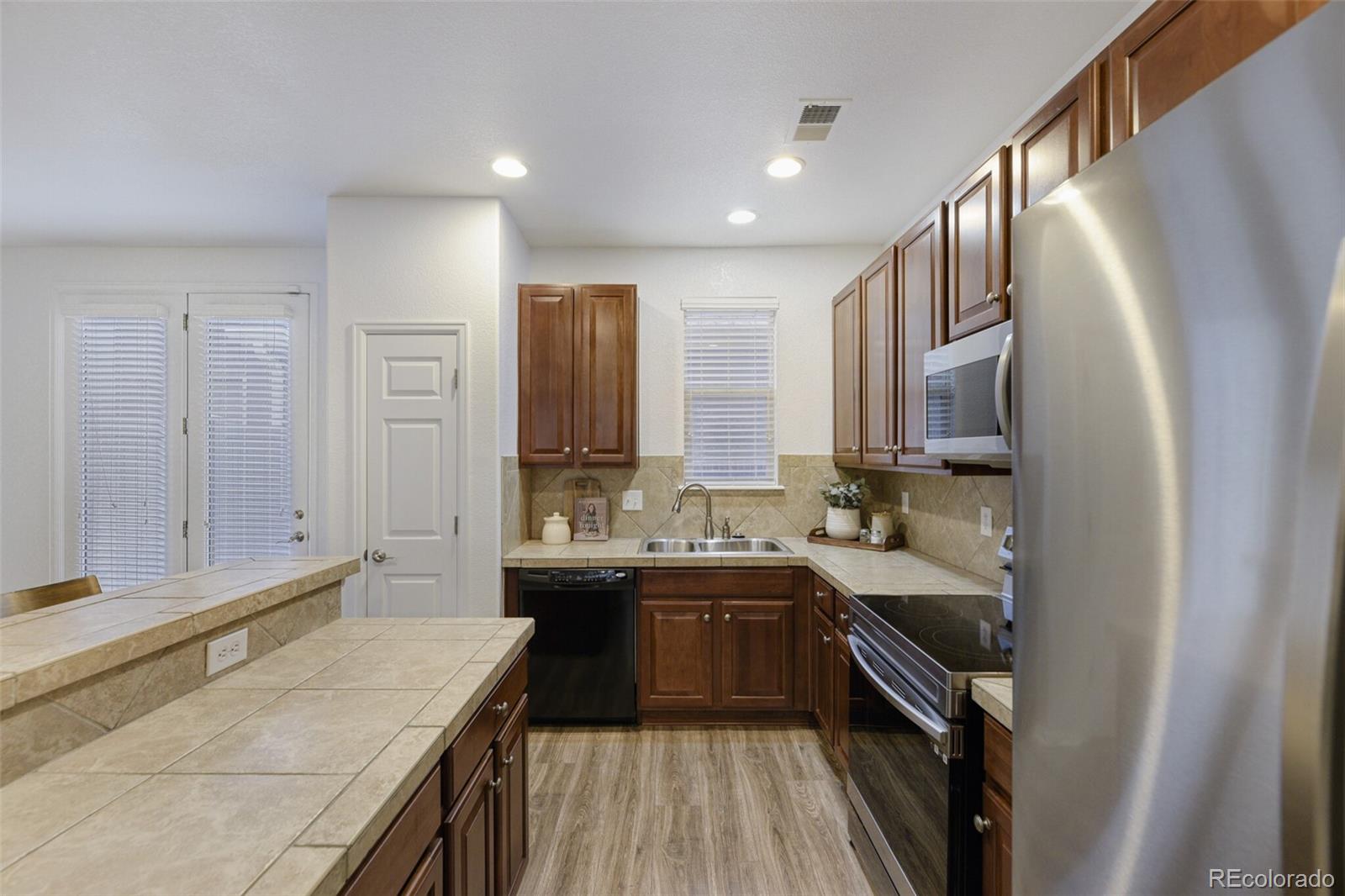 MLS Image #6 for 13636 e weaver place ,englewood, Colorado