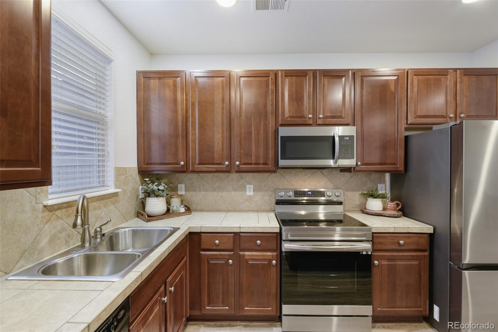 MLS Image #8 for 13636 e weaver place ,englewood, Colorado
