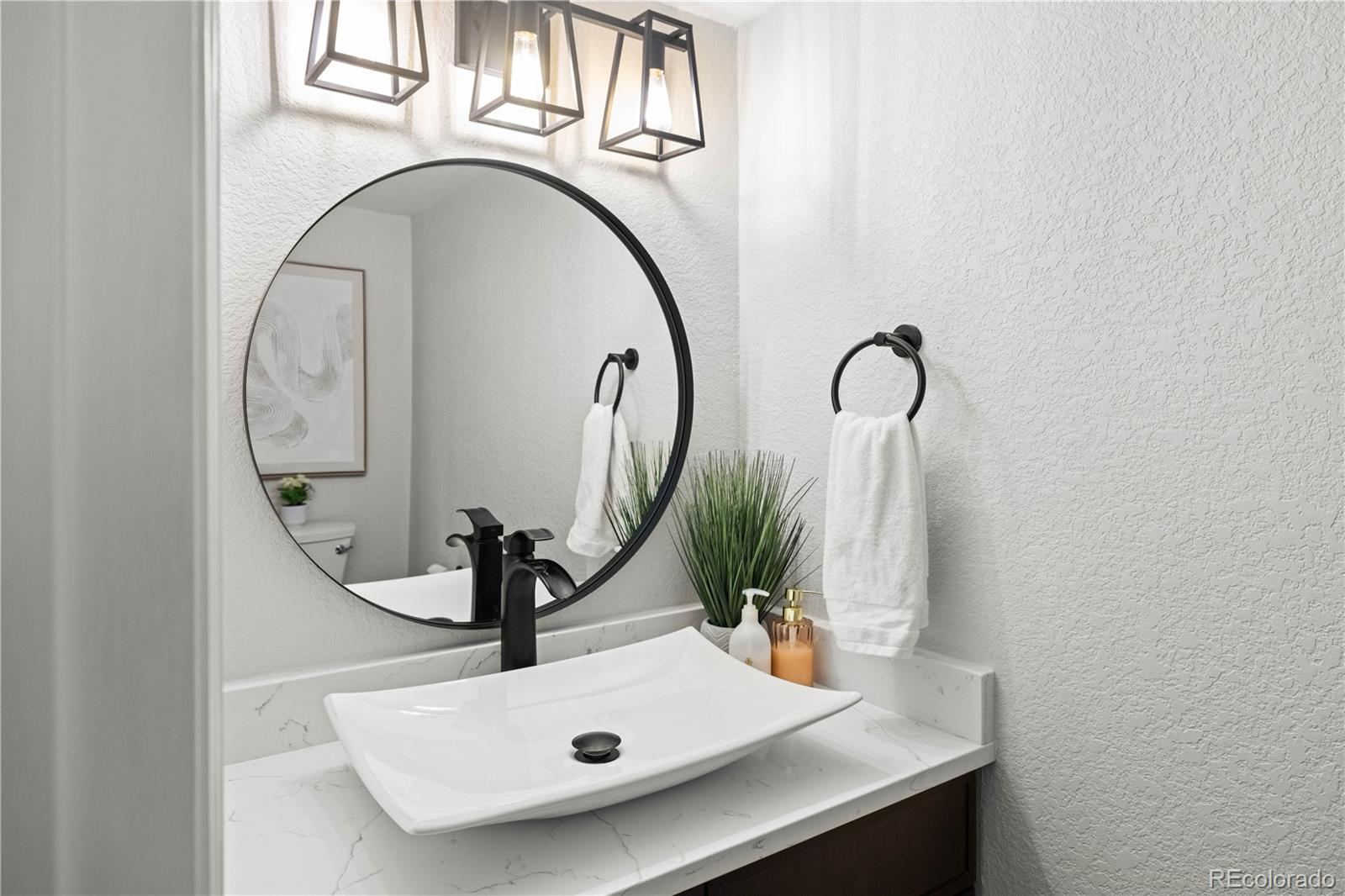 MLS Image #11 for 6060 e hinsdale court,centennial, Colorado