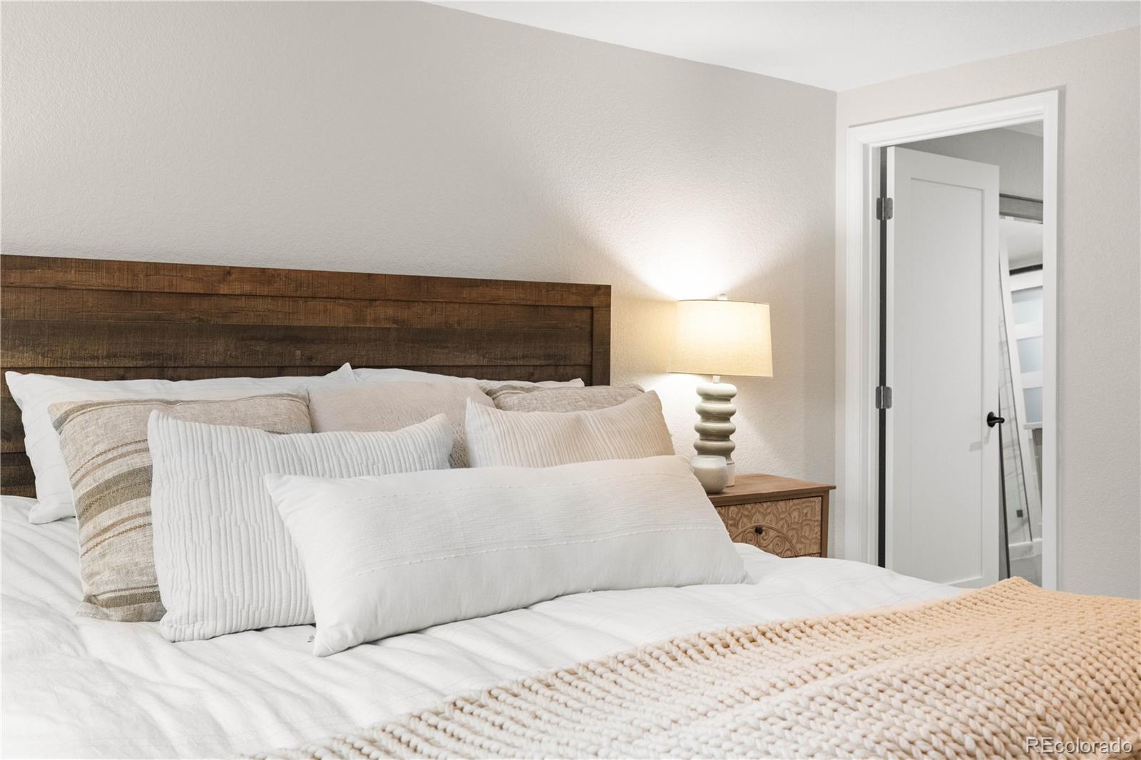MLS Image #15 for 6060 e hinsdale court,centennial, Colorado