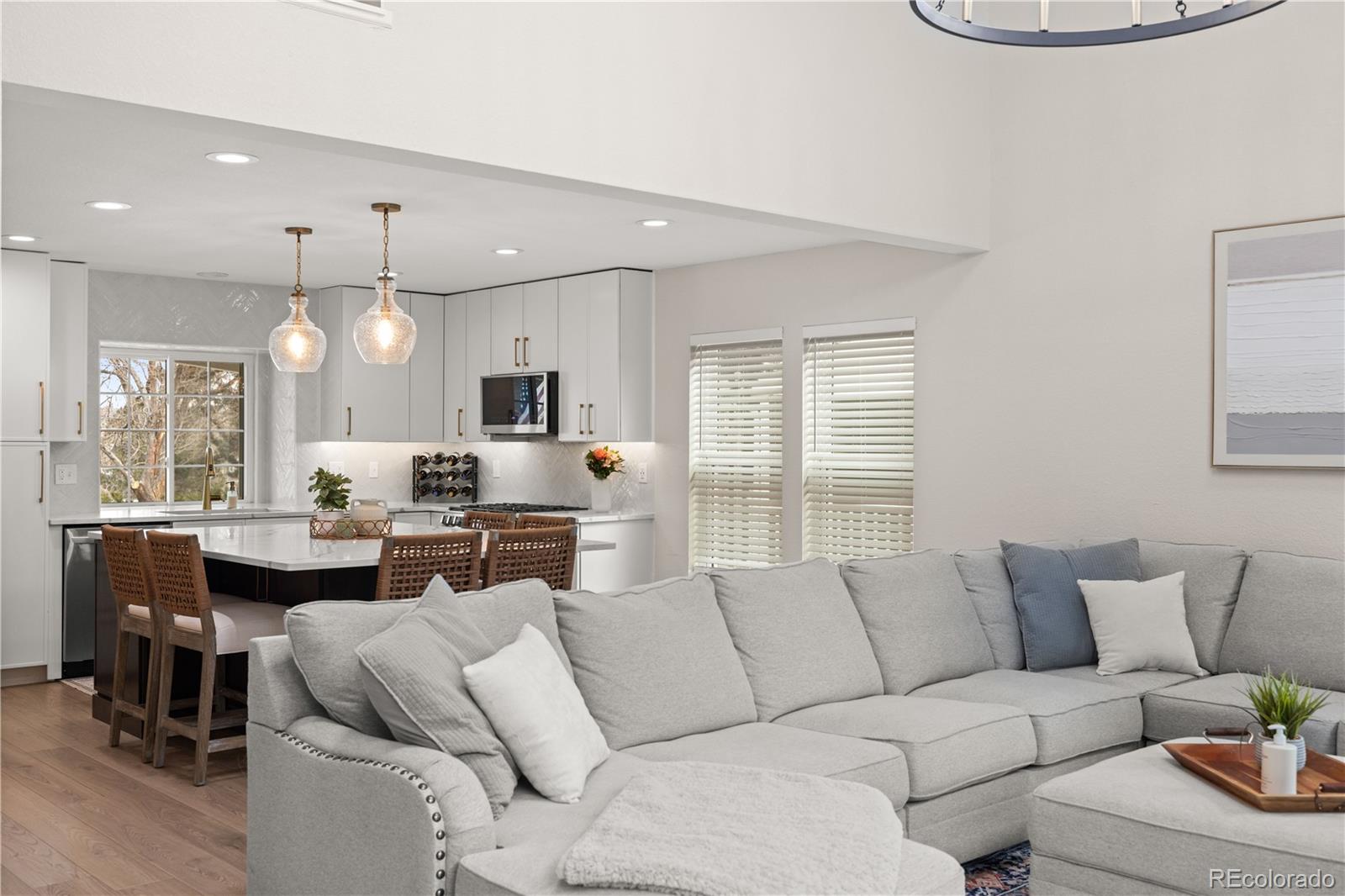 MLS Image #5 for 6060 e hinsdale court,centennial, Colorado