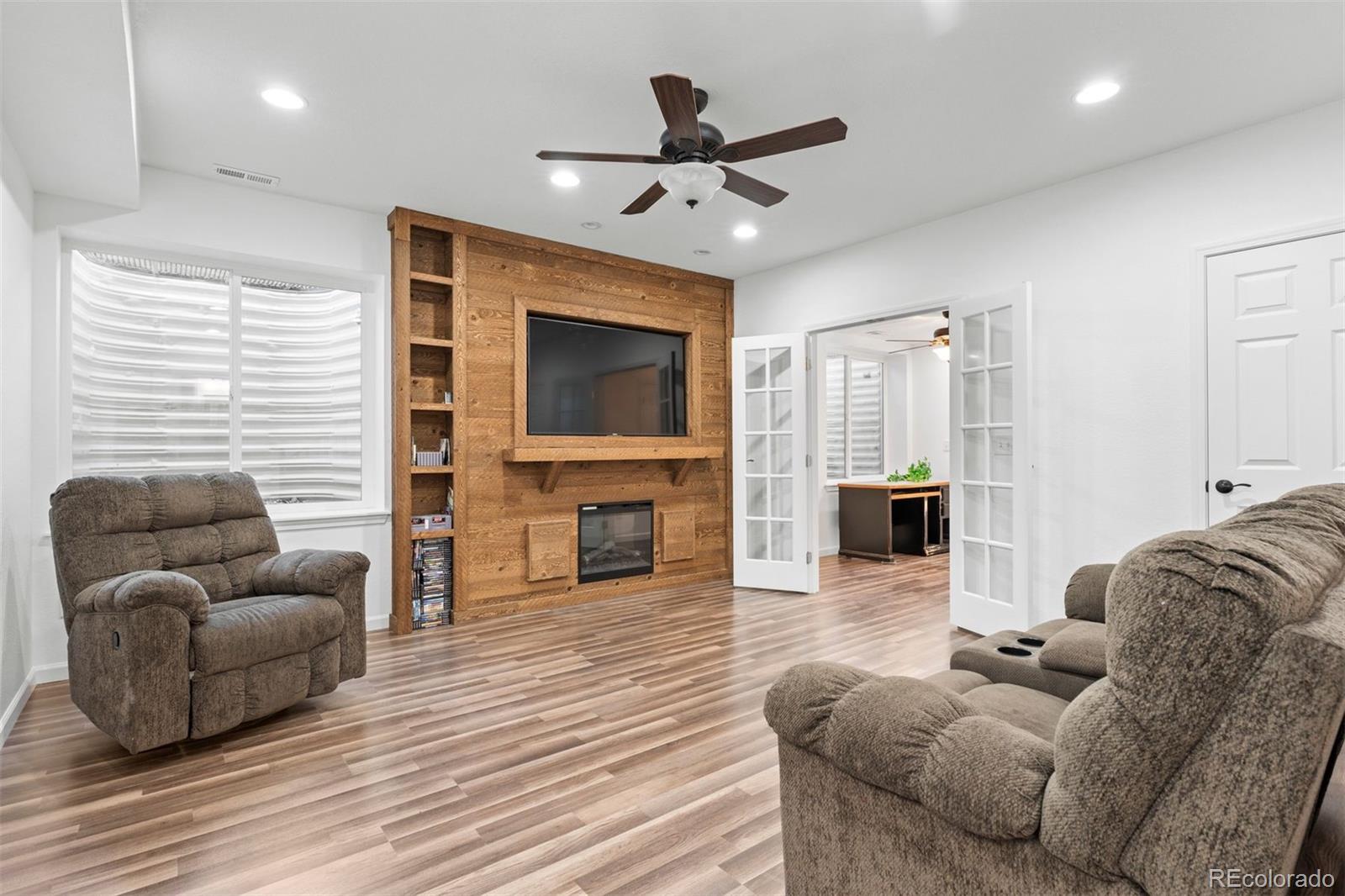 MLS Image #18 for 1849  coach house loop,castle rock, Colorado