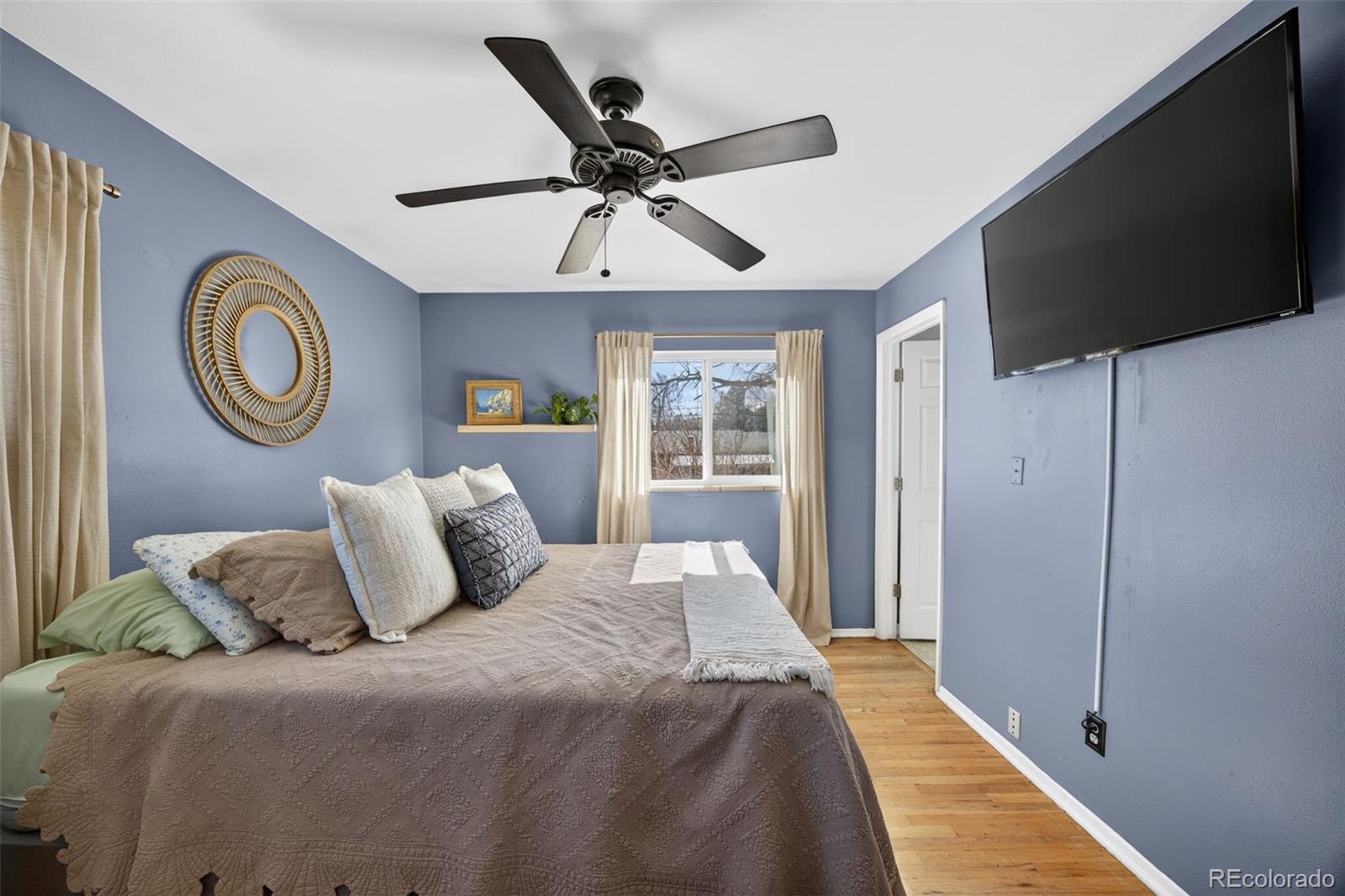 MLS Image #13 for 12422 w tennessee place,lakewood, Colorado