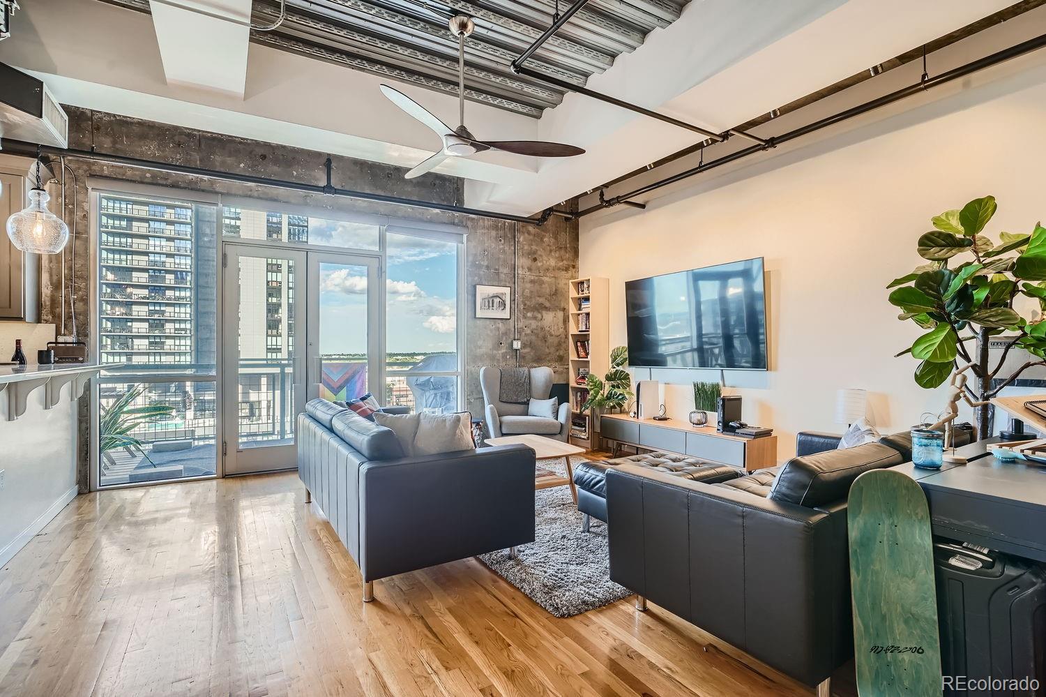 MLS Image #5 for 2020  arapahoe street 950,denver, Colorado