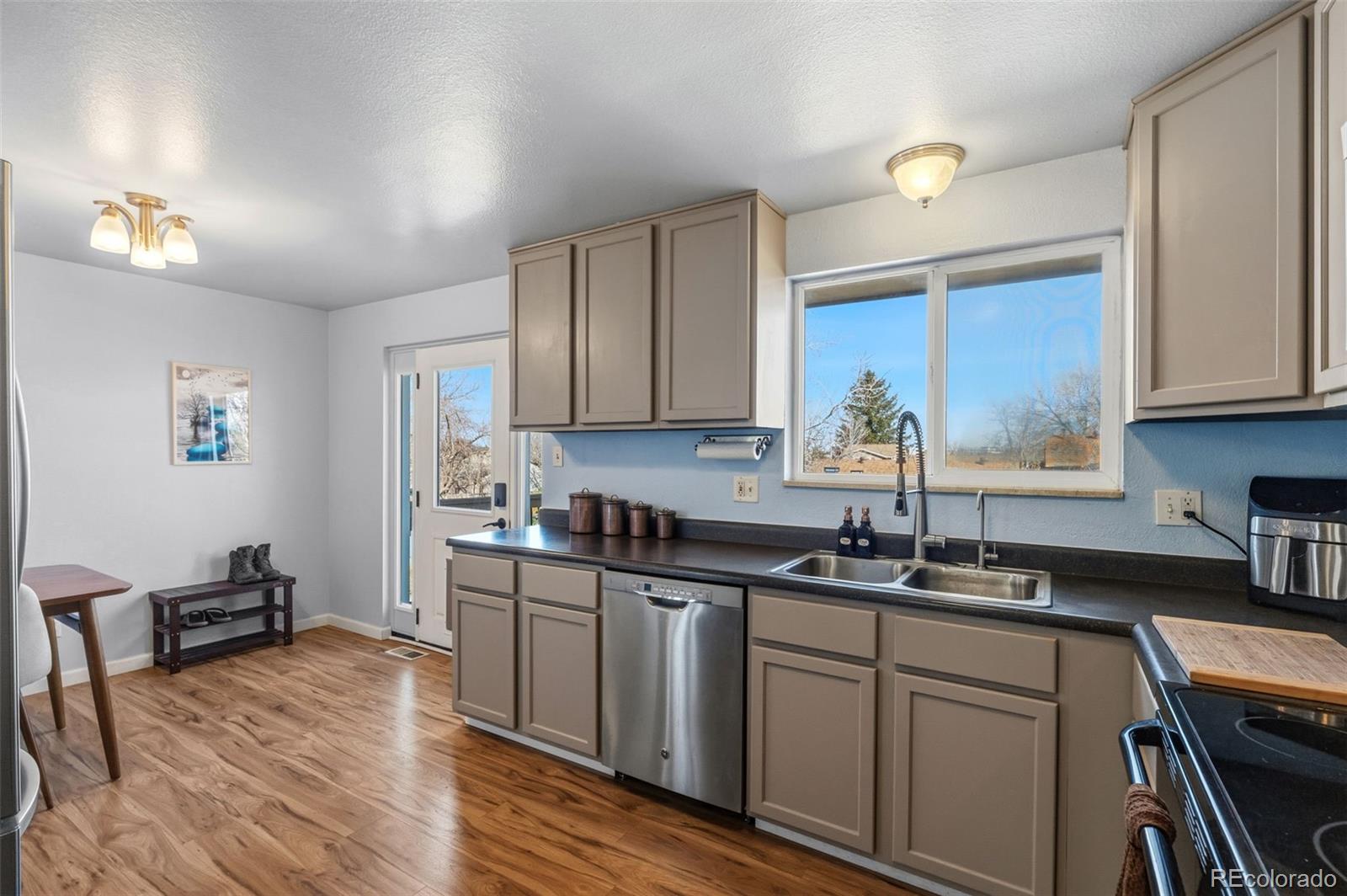 MLS Image #2 for 357  saturn place,lone tree, Colorado