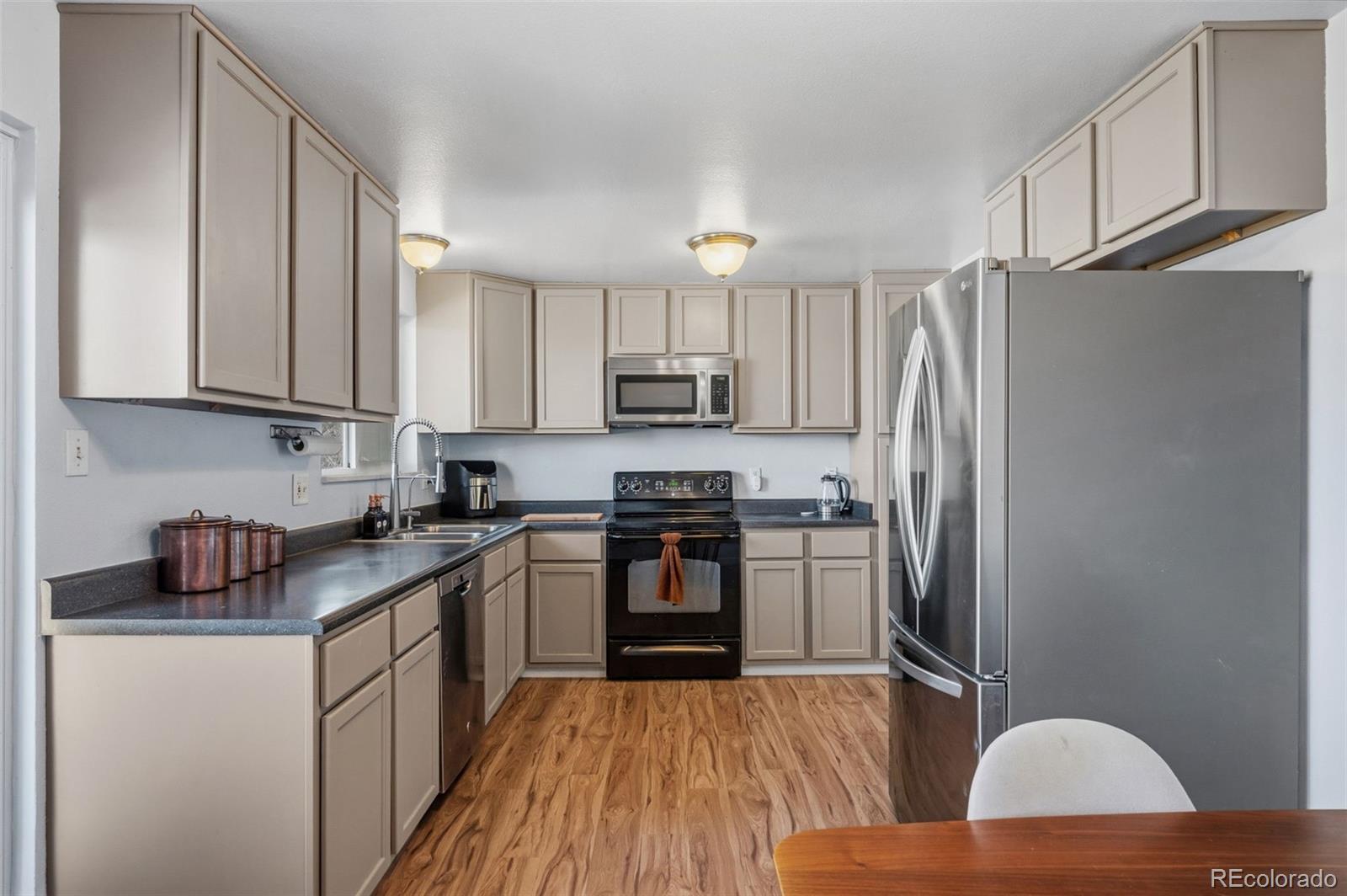 MLS Image #5 for 357  saturn place,lone tree, Colorado