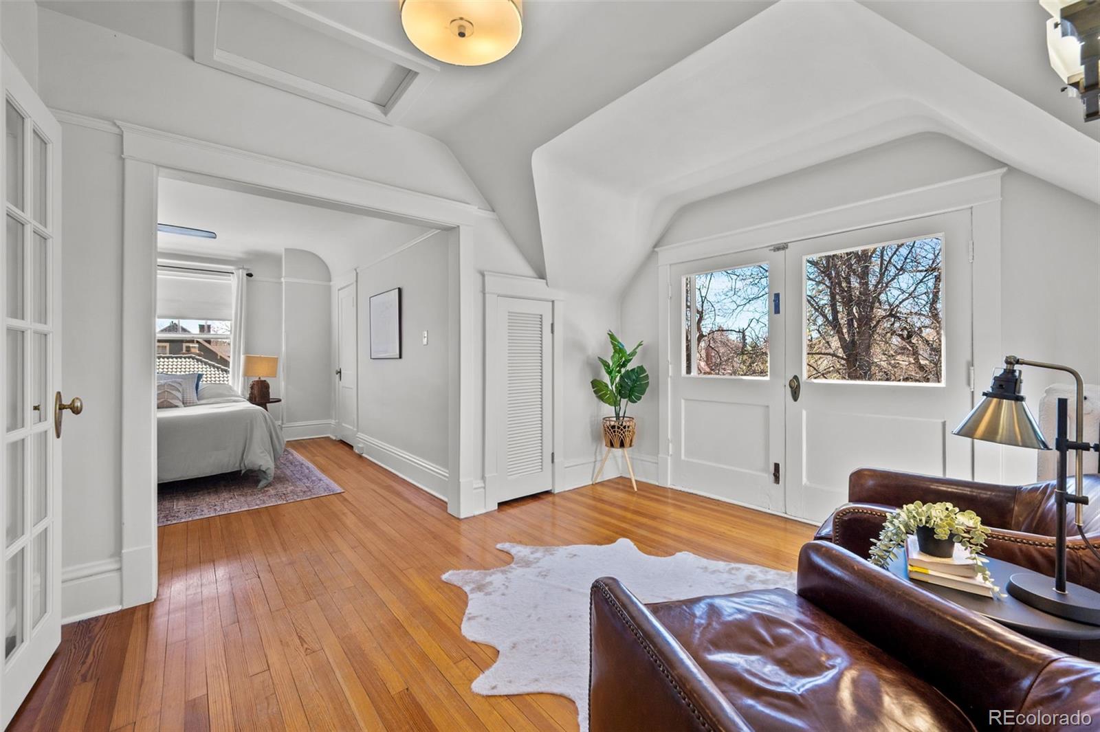 MLS Image #18 for 1750  hudson street,denver, Colorado
