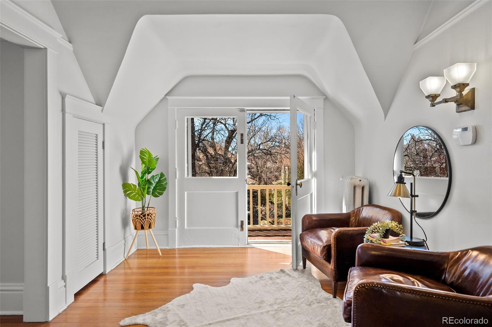 MLS Image #19 for 1750  hudson street,denver, Colorado